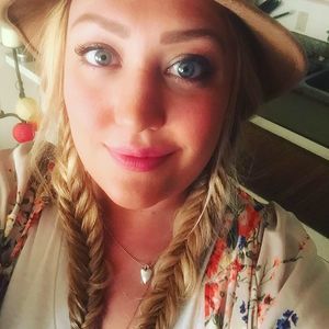 Meet your Posher, Alice